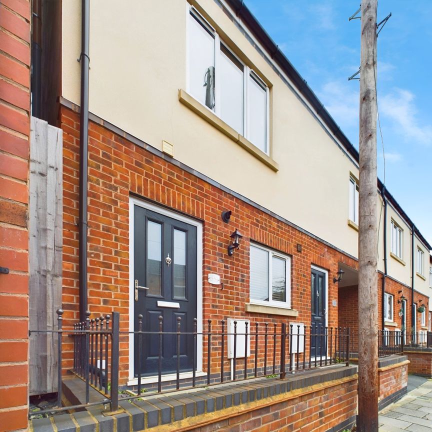 2 bed terraced house to rent in Newmarket Street, Leicester, LE2 - Photo 1