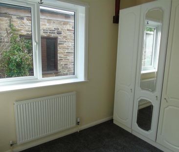 2 bedroom detached bungalow to rent - Photo 4