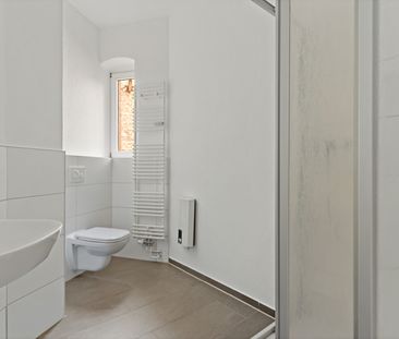 WG´s Aufgepasst! 6,5-Raumwohnung mit Einbauküche in der Röserstraße... - Photo 3