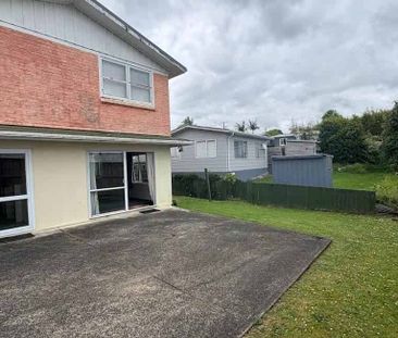 Spacious one bedroom in great location - Photo 4