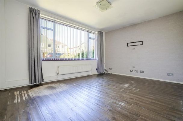 3 bedroom semi-detached house to rent - Photo 1