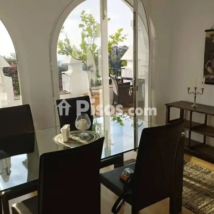 Piso en alquiler en La Quinta - Foto 1