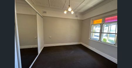 Spacious Federation Charm with Big Backyard & Workshop Discover the perfect blend of traditional character and family-sized space. - Photo 3