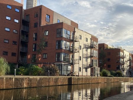 1 Bed Flat, Manchester, M1 - Photo 3