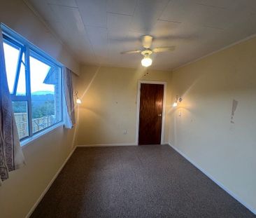 Ready to move in at Beazley!! - Photo 2