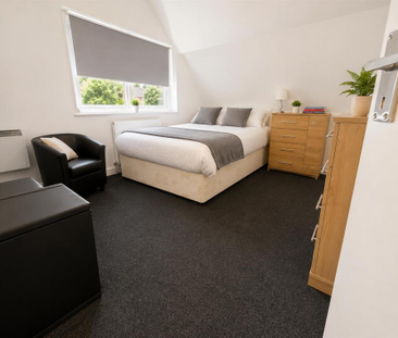 1 bedroom in a house share to rent - Photo 3