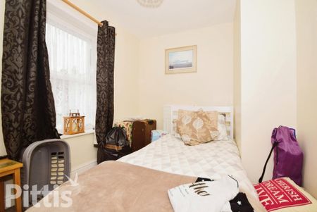 2 bedroom terraced house to rent - Photo 4
