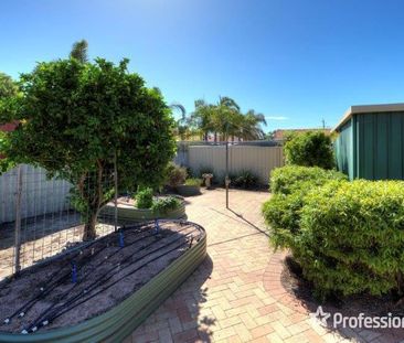 53 Cedar Way, Forrestfield WA 6058 - Photo 5