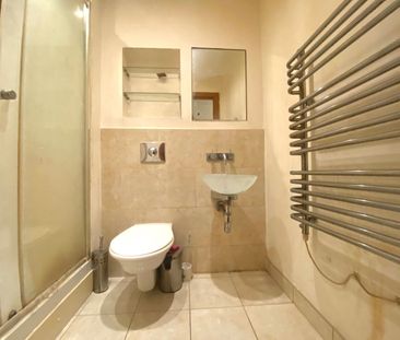 2 Bed Flat, Block Wharf, E14 - Photo 1