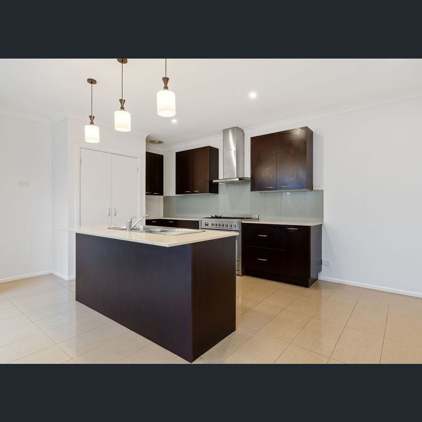 Leap in Quick!! - Photo 1