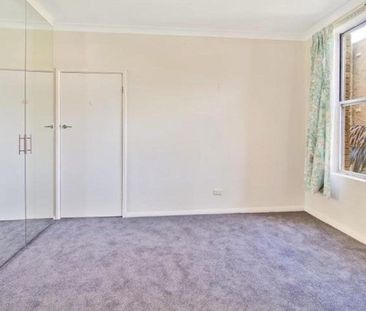 Perfect Position, Modern Interiors With Pool - Photo 2