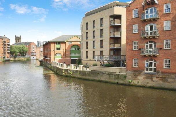 1 bedroom flat to rent - Photo 1