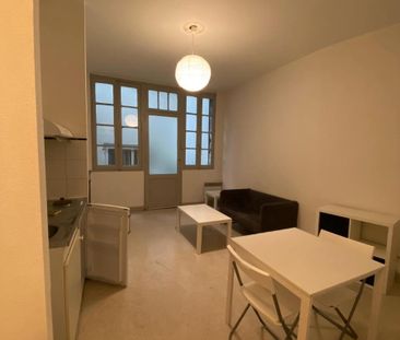 Location Appartement 2 pièces 34m² BORDEAUX 33000 - Photo 5