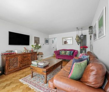 4 bedroom terraced house to rent - Photo 1