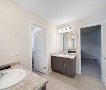 For Lease - 328 Julia Drive, Welland, Ontario - Photo 3