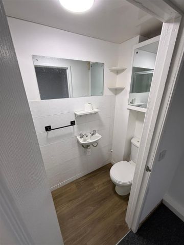 1 BED Flat To rent - Photo 5