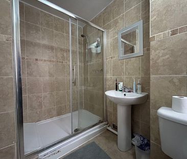 Charnock Avenue, Nottingham - Photo 2