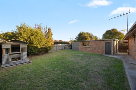 21 Wentworth Court, Lavington NSW 2641 - Photo 5