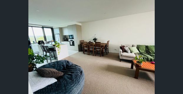 EXECUTIVE SPACIOUS TWO BEDROOM APARTMENT IN BOOMING WEST END - Photo 1