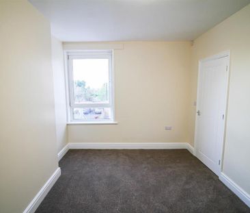 2 bedroom maisonette to rent - Photo 6