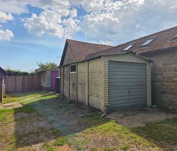 Handcross Road, Horsham, RH13 - Photo 1