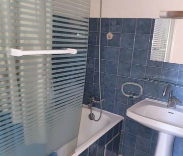 Location Appartement 1 pièce 30m² CAHORS 46000 - Photo 2