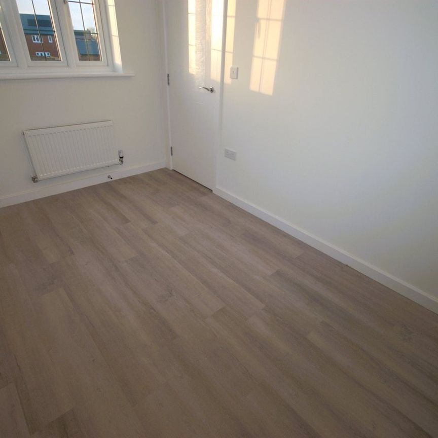 Balwen Road, Rugby, CV23 - Photo 1