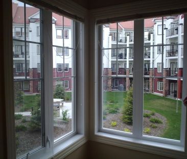 ALMOST LIKE NEW 2 BDRMS CONDO WITH GREAT VIEW. - Photo 1