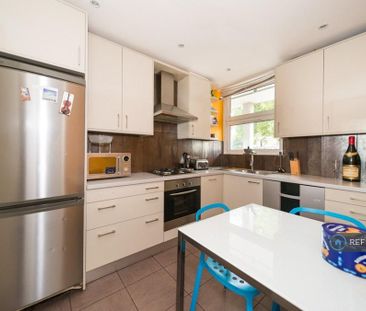 4 bedroom maisonette to rent - Photo 5
