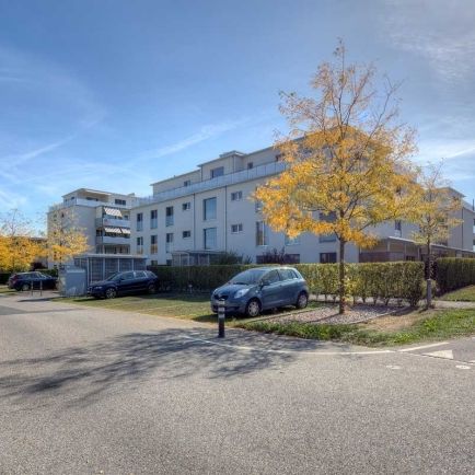 Moderne - spacieux - avec terrasse - Foto 1