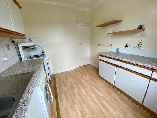 2 bedroom flat to rent - Photo 1