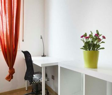 Via Salvatore Barzilai, Milan, Lombardy 20146 - Photo 3