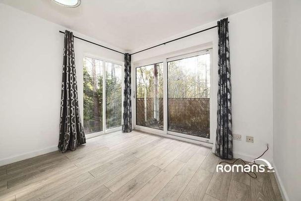 Mulberry Court, Wayland Close, Bracknell, RG12 - Photo 1