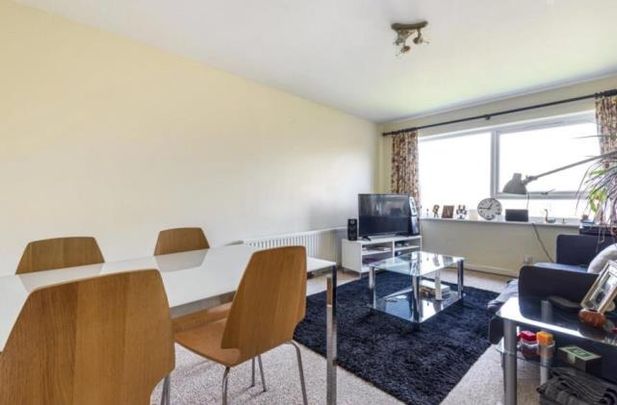 , Guildford - 2 bedrooms Property for lettings - Seymours - Photo 1