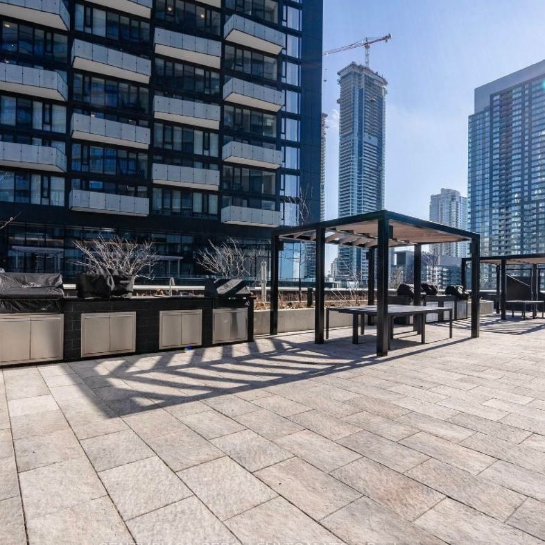 For Lease - 470 Front St W 1712 Street, Toronto, Ontario - Photo 1