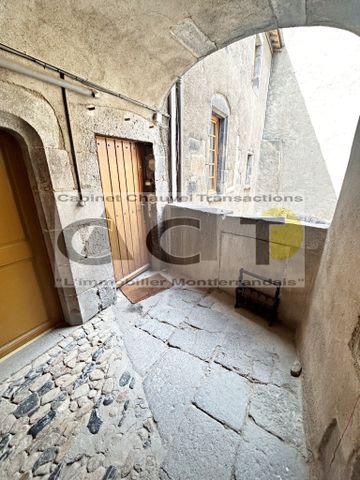 Location Appartement 2 pièces 37m² CLERMONT FERRAND 63100 - Photo 2