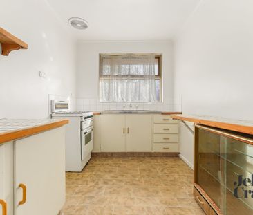 1/4 Batten Street, Glen Waverley - Photo 4