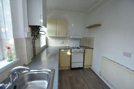 2 bedroom house to rent - Photo 3