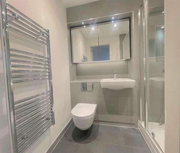 Healum Avenue, Southall, UB2 - Photo 1