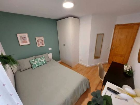 Calle de López de Hoyos, Madrid, Community of Madrid 28043 - Photo 1