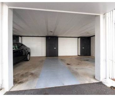 $500 per week with Water, lawn and swimming pool - Photo 1