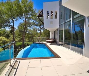 Luxury Townhouse for rent in Sierra Blanca, Spain - Photo 1