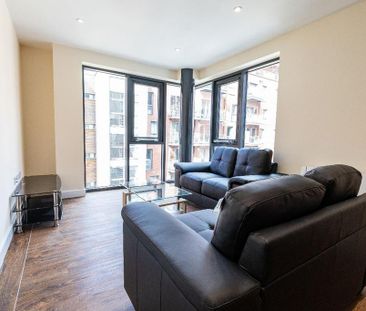 3 bedroom flat to rent - Photo 1