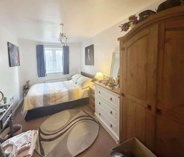 Skylark Road, North Cornelly, Bridgend, CF33 - Photo 3