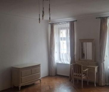 inchiriez apartament ultracentral Str Magheru - Photo 3