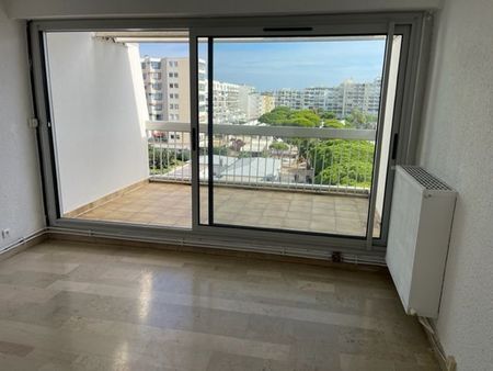 Location Appartement 2 pièces 58m² MAUGUIO 34130 - Photo 3