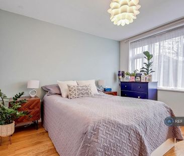 2 bedroom maisonette to rent - Photo 4