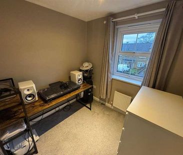 Sharket Head Close, Queensbury, Bradford, BD13 - Photo 4