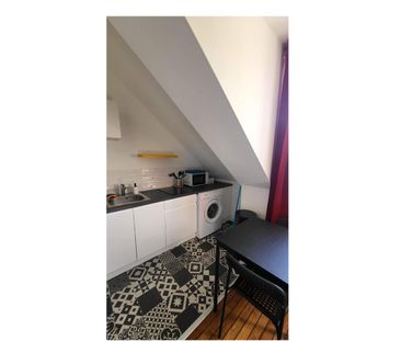 location Appartement T1 DE 16m² À THOIRY - Photo 2