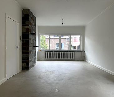 Nieuw gerenoveerd appartement met terras en garagebox te huur te Sint-Amandsbeerg - Photo 3